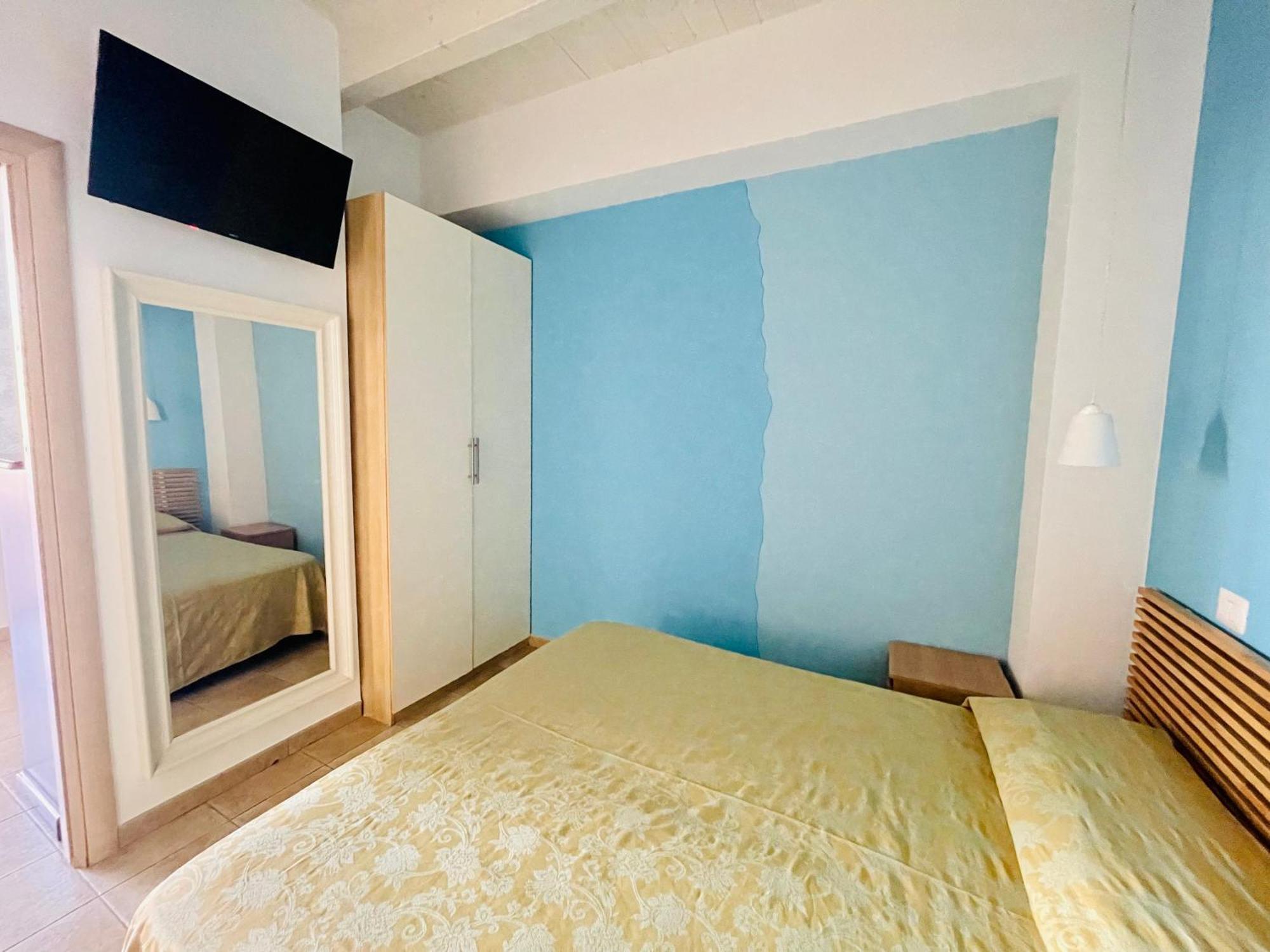 Borgo Camicia In Barcellona Pozzo di Gotto Quarto foto