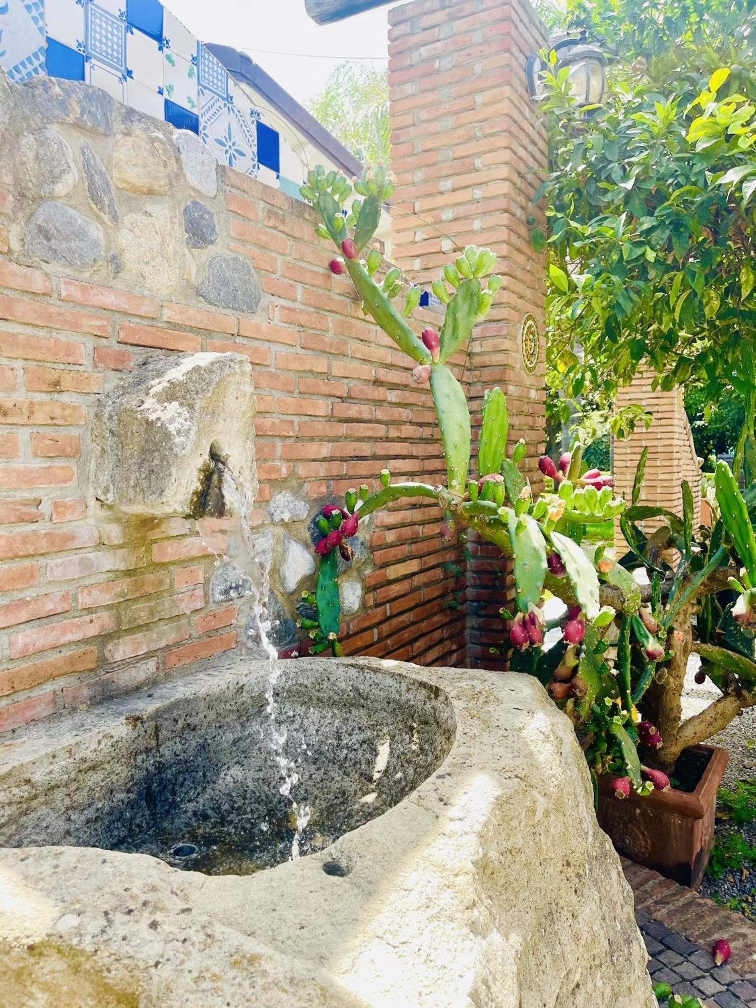 Borgo Camicia In Barcellona Pozzo di Gotto Exterior foto